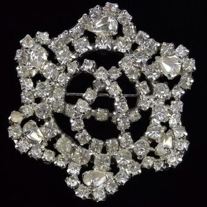 Vintage 1950s Kramer of New York Large Rhinestone Brooch